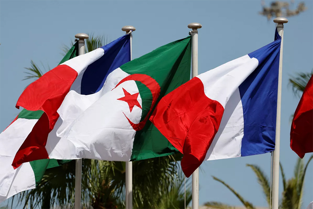 الجزائر